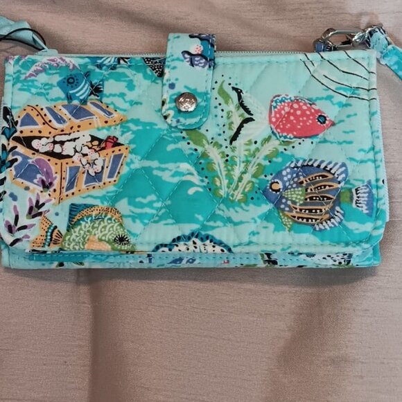 Vera Bradley Crossbody Wallet Antilles Treasure Ocean Marine Life Fish - Picture 1 of 5